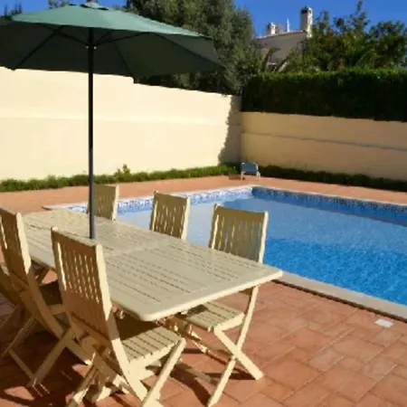 Vakantiehuis Castro Luz